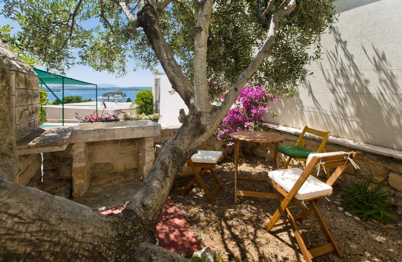 Apartment Rossi Perkov Hvar Town Luaran gambar